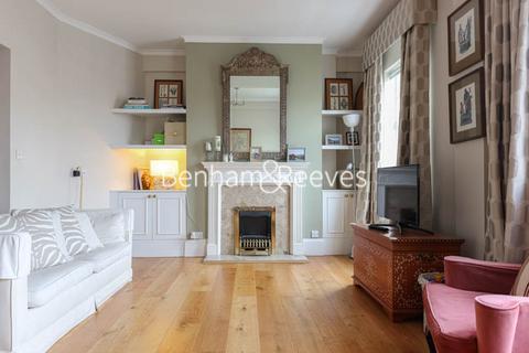 2 bedroom apartment to rent, Cornwall Gardens, Kensington SW7