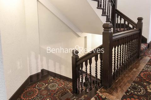 2 bedroom apartment to rent, Cornwall Gardens, Kensington SW7