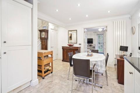 Rocky River Cottage Station Road, Marlow, SL7 1NW