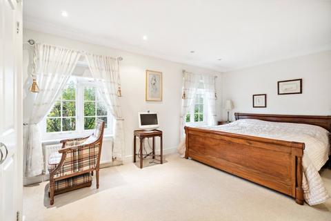Rocky River Cottage Station Road, Marlow, SL7 1NW