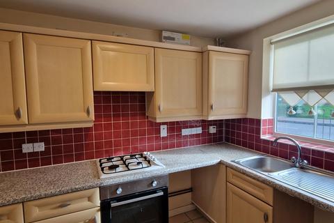 4 bedroom end of terrace house to rent, Chatsworth Road, Corby NN18