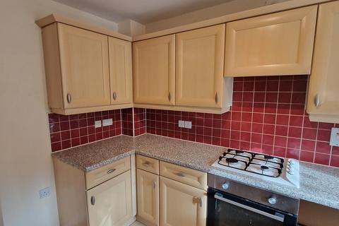 4 bedroom end of terrace house to rent, Chatsworth Road, Corby NN18