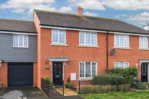 4 bedroom semi-detached house for sale, Aylesbury,  Buckinghamshire,  HP18