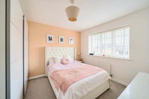 4 bedroom semi-detached house for sale, Aylesbury,  Buckinghamshire,  HP18