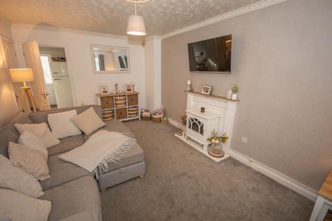 3 bedroom terraced house for sale, Morton Gardens, Rugby, CV21