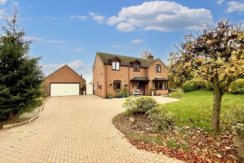 4 bedroom detached house for sale, Manor Lane, Leigh, ST10