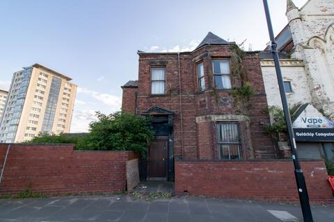 4 bedroom end of terrace house for sale, 43 Newcastle Road, Sunderland, Tyne and Wear, SR5 1JB