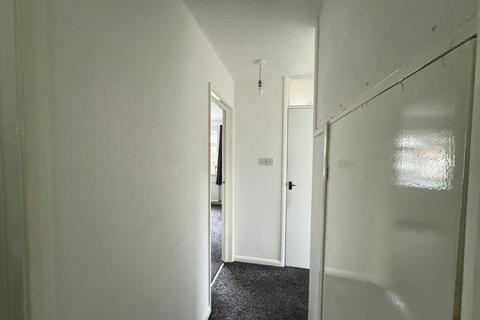 2 bedroom flat to rent, Milldun Way, High Wycombe