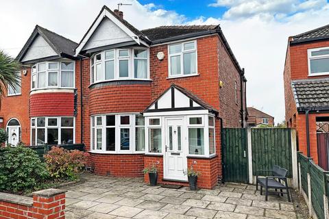 3 bedroom semi-detached house for sale, Oakleigh Avenue, Timperley