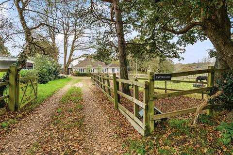 4 bedroom detached house for sale, Wootton Road, Tiptoe, Lymington, SO41