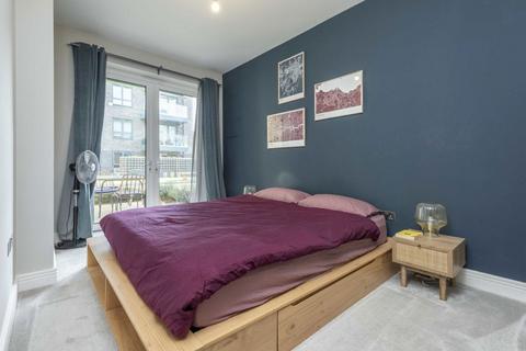 2 bedroom flat for sale, Fassett Road, Kingston Upon Thames KT1