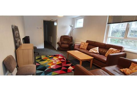 2 bedroom flat to rent, Glynrhondda Street, Cathays, Cardiff