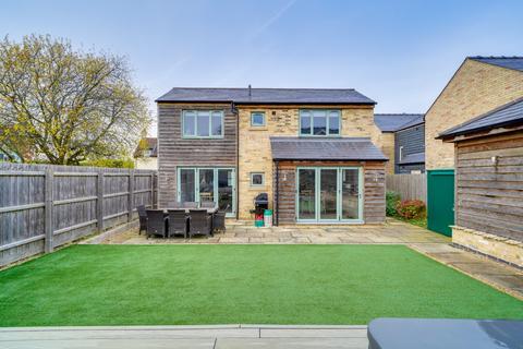 4 bedroom detached house for sale, East Street, Colne, PE28