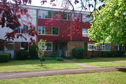 1 bedroom apartment to rent, ADDLESTONE