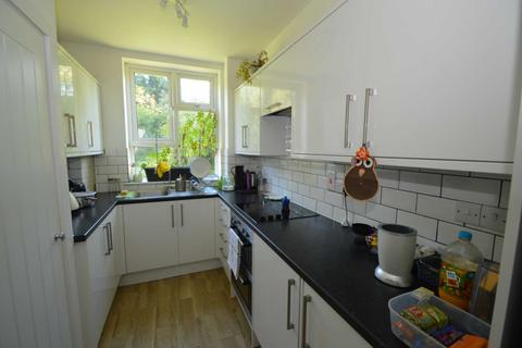 1 bedroom apartment to rent, ADDLESTONE