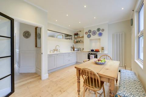 47 Braidwood Road, London, SE6 1QU