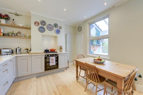47 Braidwood Road, London, SE6 1QU