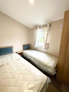 2 bedroom static caravan for sale, Carnforth Lancashire