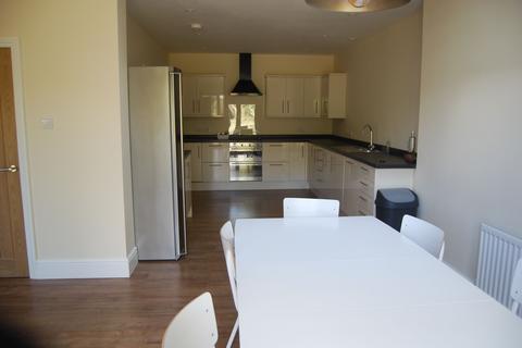 6 bedroom semi-detached house to rent, Canterbury CT2