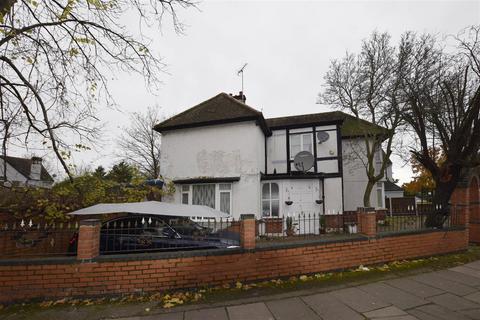 4 bedroom detached house for sale, Forty Avenue, Wembley, Middlesex