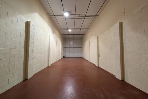 Warehouse to rent, Ffordd Las, Rhyl LL18