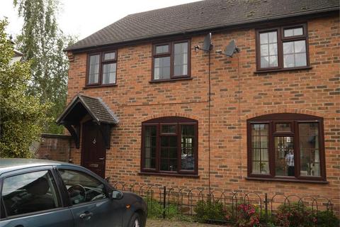 2 bedroom house to rent, Rugby Close, Market Harborough