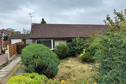 2 bedroom bungalow for sale, 4 Burns Court, York, North Yorkshire, YO24 2XU