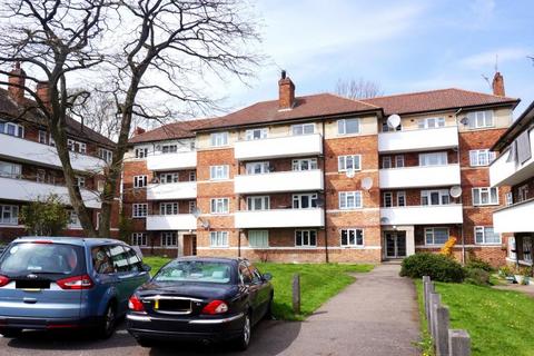 2 bedroom apartment to rent, Wilton Road, Muswell Hill, London, N10