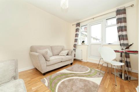 2 bedroom apartment to rent, Wilton Road, Muswell Hill, London, N10