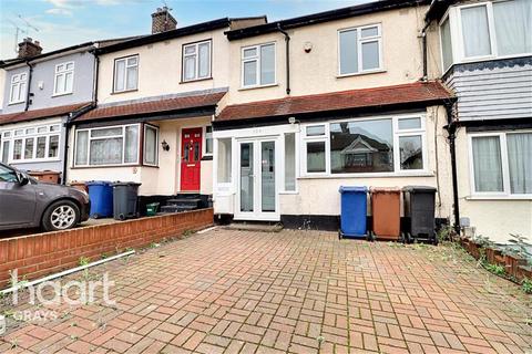 3 bedroom terraced house to rent, Palmerston Road, Grays, RM20