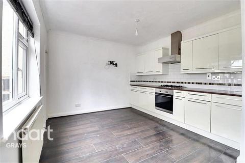 3 bedroom terraced house to rent, Palmerston Road, Grays, RM20