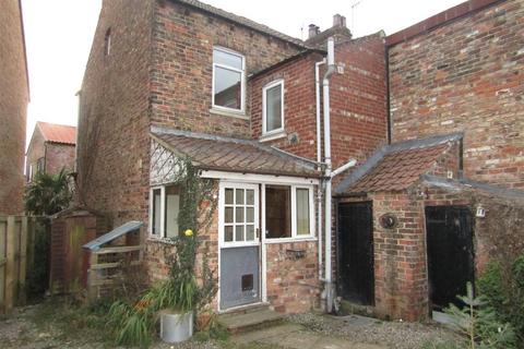 3 bedroom end of terrace house to rent, Chatsworth Terrace, Boroughbridge, York