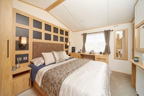 2 bedroom lodge for sale, Rye Harbour Holiday Park