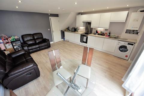 3 bedroom house to rent, Holborn View