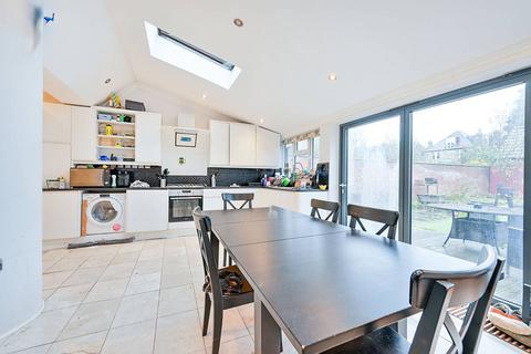 4 bedroom house for sale, Vyner Road, Acton, London, W3