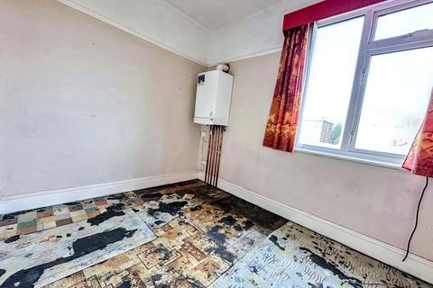 2 bedroom flat for sale, St. Julien Gardens, Wallsend, Tyne and Wear, NE28 0DH