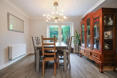 4 bedroom detached house for sale, Abbots Way, North Shields