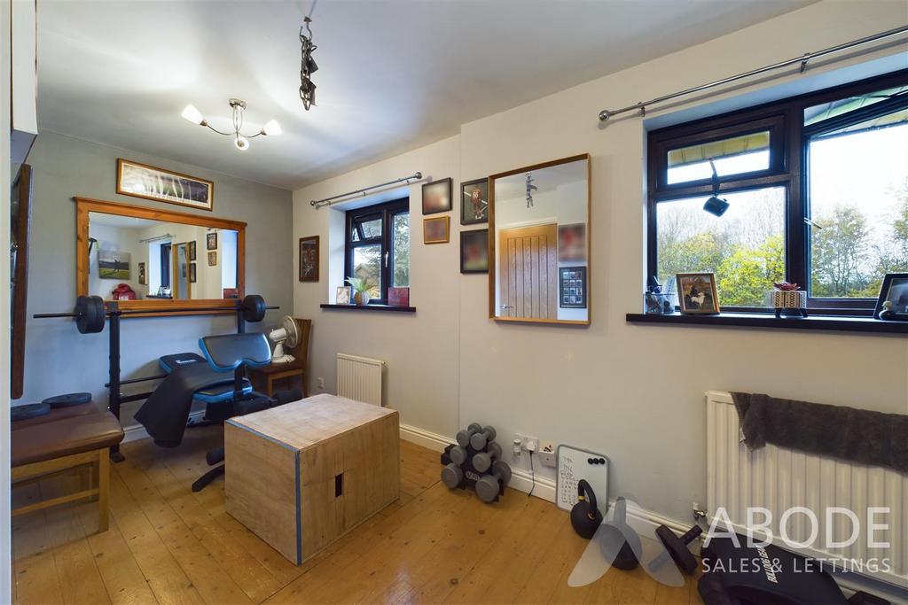 CAM03473 G0-PR0169-STILL020.jpg