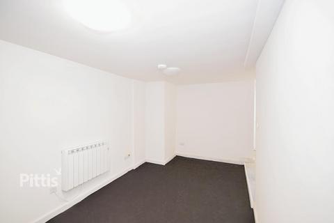 1 bedroom ground floor flat to rent, High Street Newport PO30