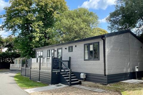 2 bedroom lodge for sale, Sandhills Holiday Park