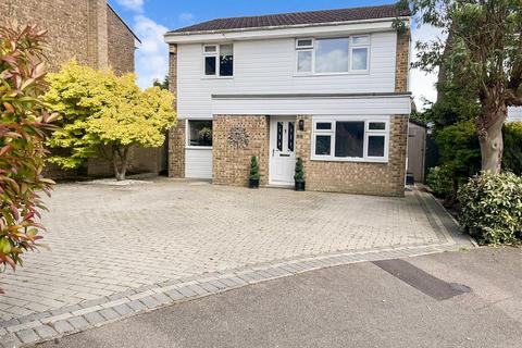 37 Chaplin Drive, Headcorn, Ashford, TN27 9TN