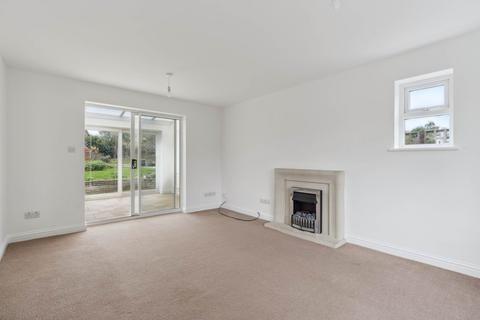 3 bedroom detached house for sale, Dundale Road, Tring