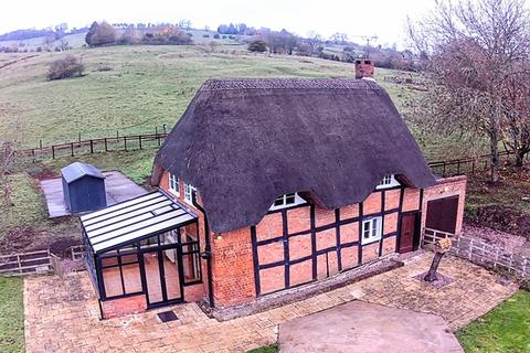 2 bedroom cottage to rent, Grafton, Tewkesbury