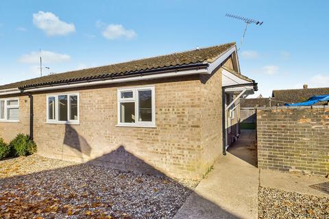 2 bedroom semi-detached bungalow to rent, Carnation Way, Red Lodge, IP28