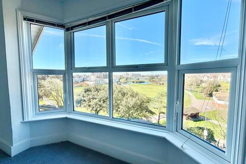 Basement Flat, 19 Park Road, Bexhill-on-sea, TN39 3HZ