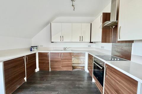 Basement Flat, 19 Park Road, Bexhill-on-sea, TN39 3HZ