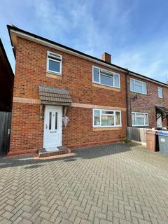 3 bedroom semi-detached house to rent, Scott Road, Bishop's Stortford CM23