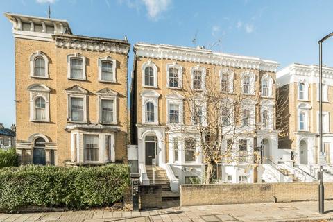 2 bedroom flat to rent, Cavendish Road, London SW12