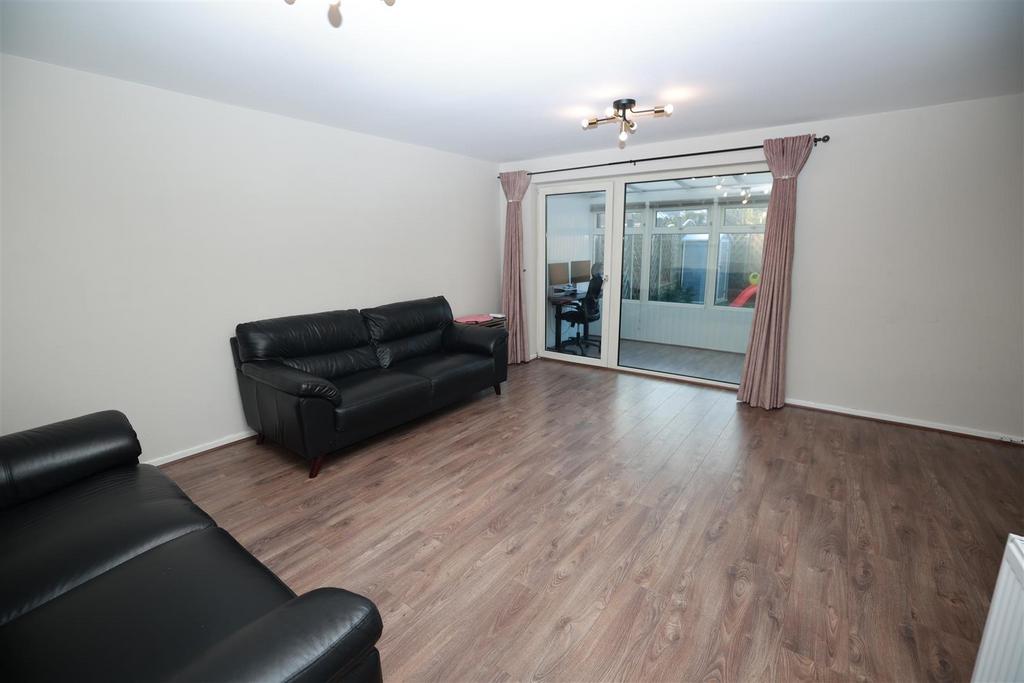 R6  3861.jpg