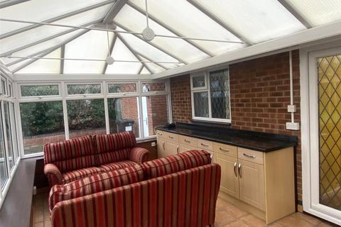 2 bedroom bungalow to rent, Heritage Green, Forden, Welshpool, Powys, SY21